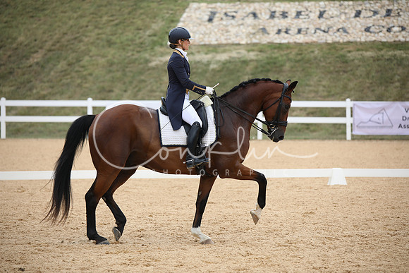 BW180828