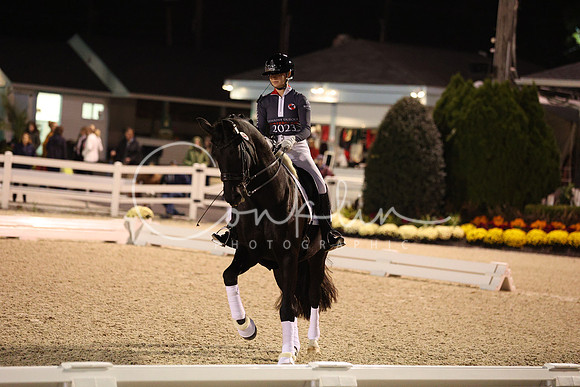 1H5A2427