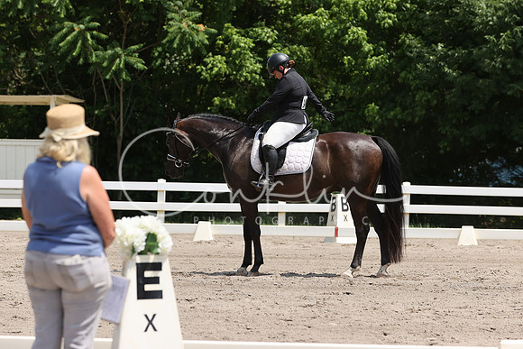 RJC34184